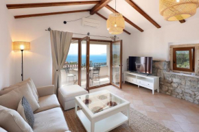 Villa Fani with Jacuzzi